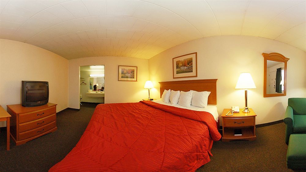 Travelodge By Wyndham Bedford Eksteriør bilde
